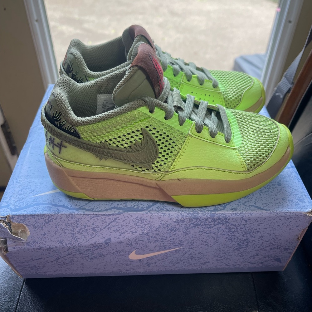 JA1 youth basketball shoes